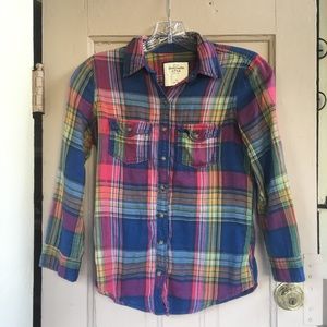 Abercrombie and Fitch - Hip plaid button-up shirt